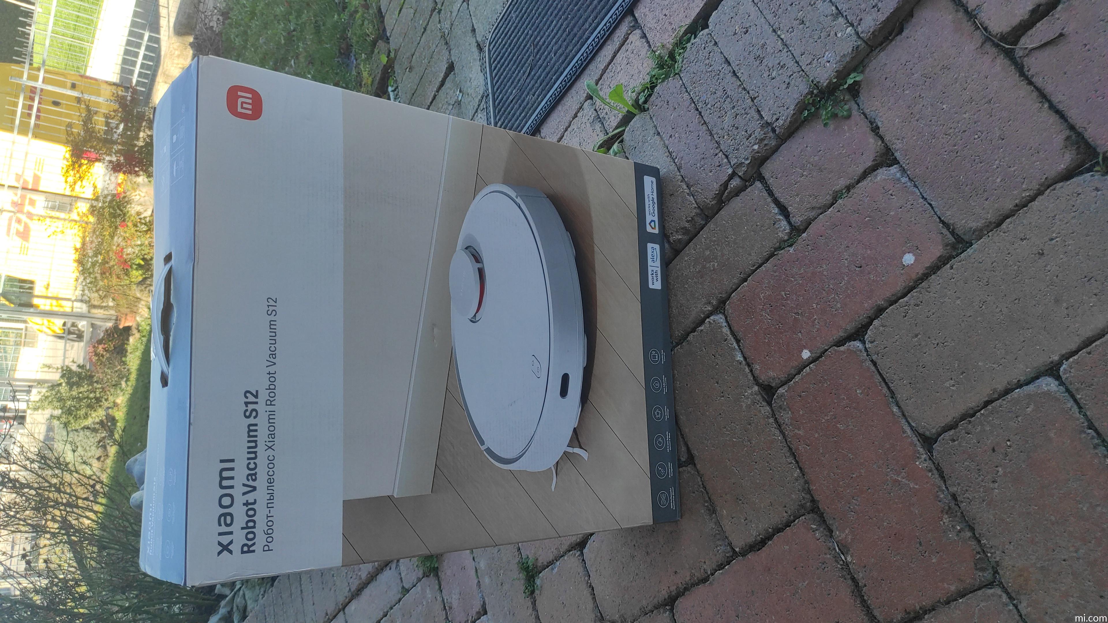 Com'è fatto e come va Robot Vacuum S12, l'aspirapolvere (e lavapavimenti)  di Xiaomi - la Repubblica