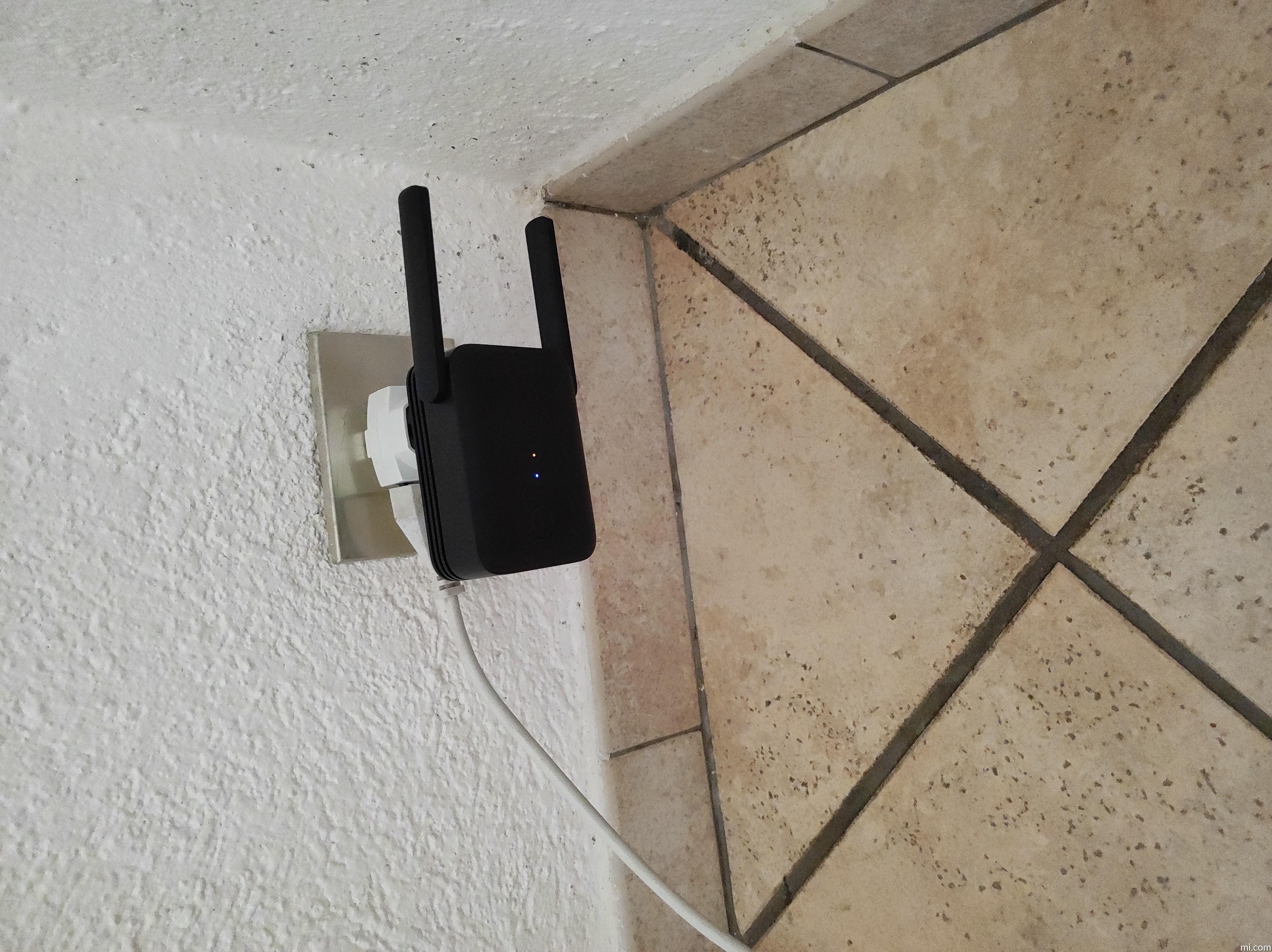 Mi WiFi Range Extender AC1200