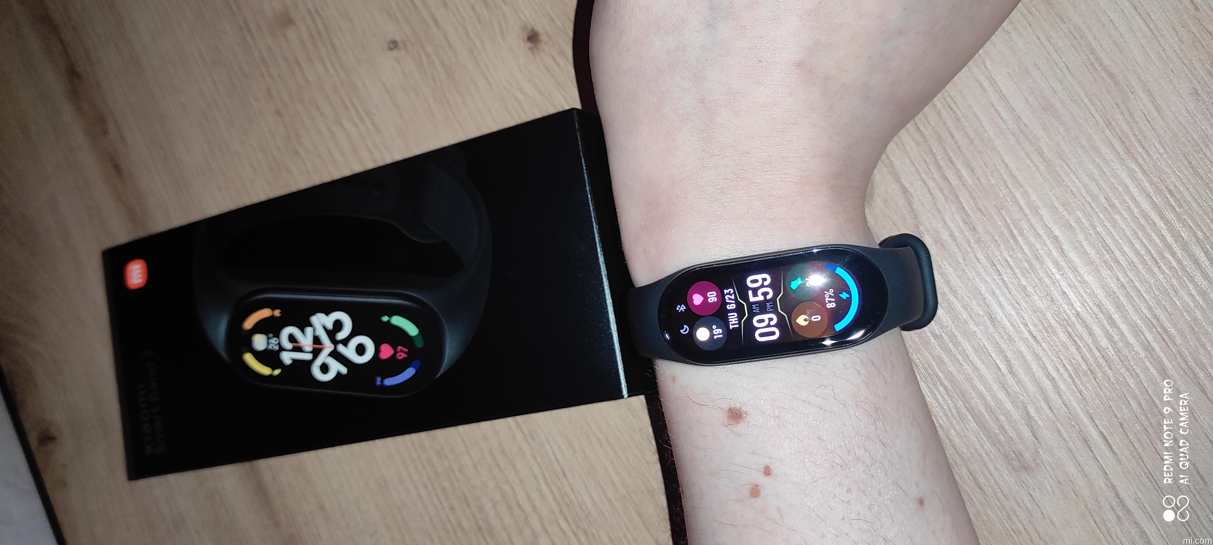 Le bracelet connecté Xiaomi Mi Band 7 et parfait pour votre santé et son  prix chute de 30% - Le Parisien