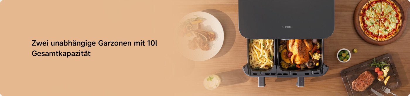 Der Golden Retriever interagiert drinnen mit einem Kind, das die Hand hebt, um Futter zu geben. Im Hintergrund sind ein Sofa und Vorhänge zu sehen. Unten wird eine weiße Sicherheitskamera angezeigt, der Text erwähnt "Zuverlässiger Familienschutz".