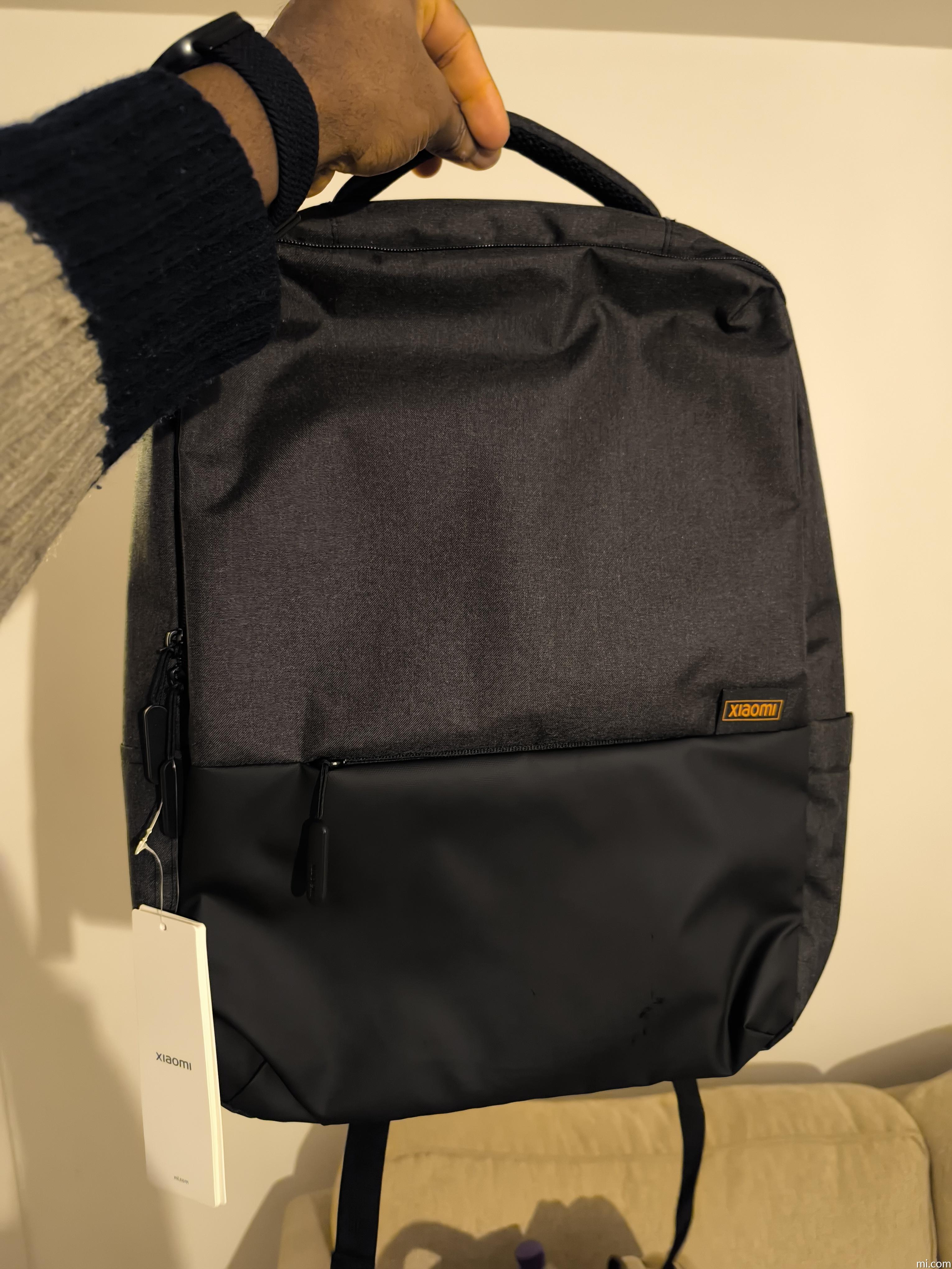 Xiaomi Commuter Backpack Specs | Xiaomi UK - Xiaomi UK