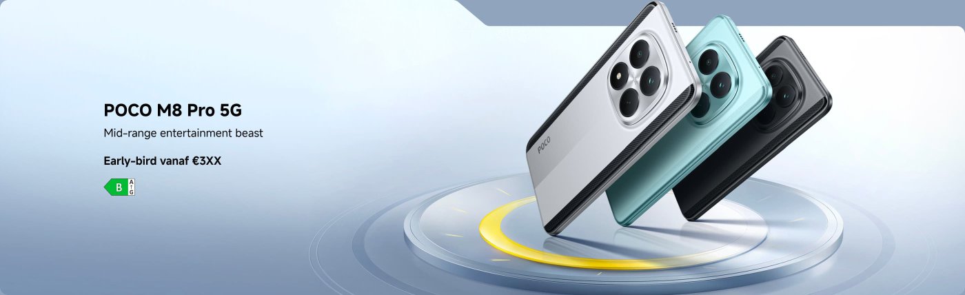 Drie modellen van de POCO M8 Pro 5G smartphone worden getoond, in zilver, groen en zwart, met een achtergrond in een gradient kleur. De tekst beschrijft: "Middenklasse entertainmentbeest, vroegboekerprijs vanaf €3XX."