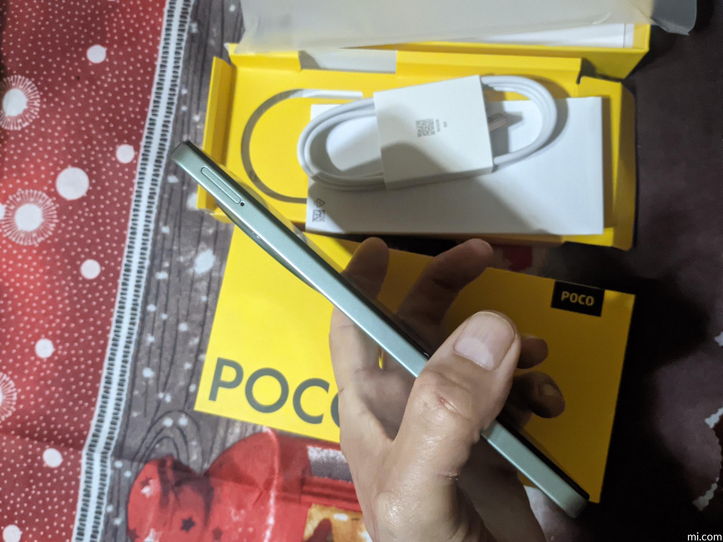 POCO C75 Specificații - Xiaomi România